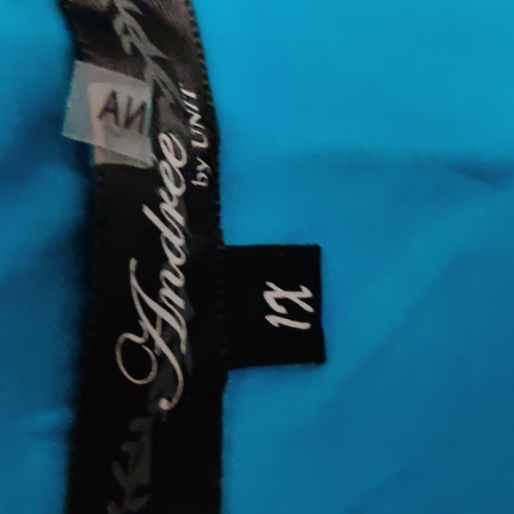 NORDSTROM Andree Rayon Aztec Floral Embroidered Tunic/ Cover Up EUC sz 1X - Picture 4 of 10